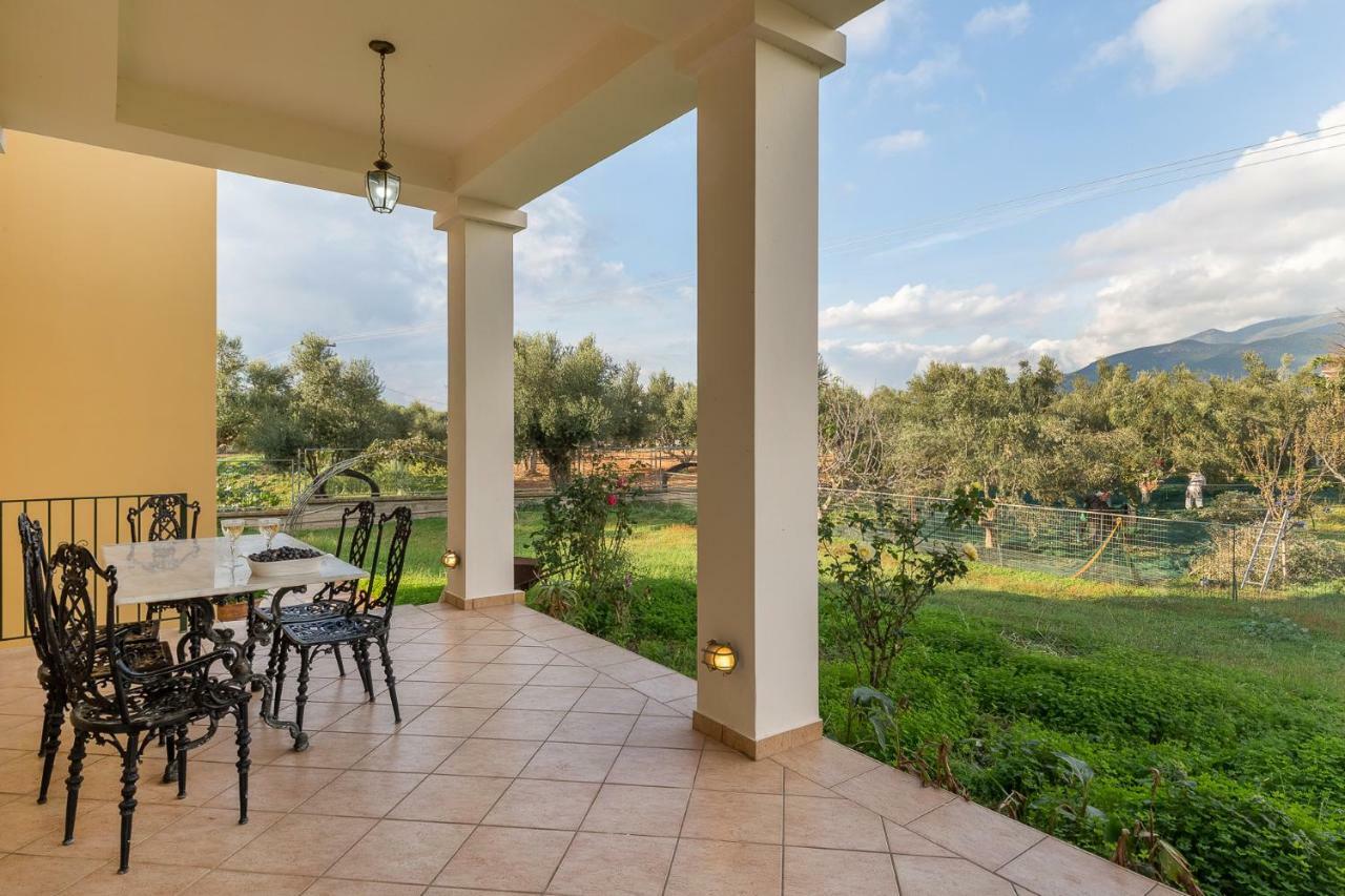 Olive Tree Villa קלמאטה מראה חיצוני תמונה